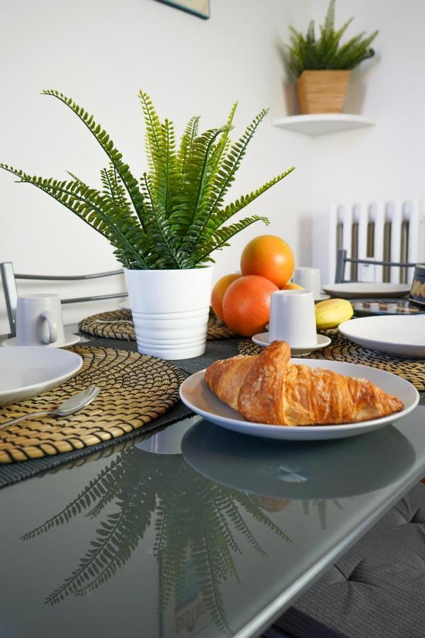 10 Min From The Airport-wifi-free Parking Apartment Samarate