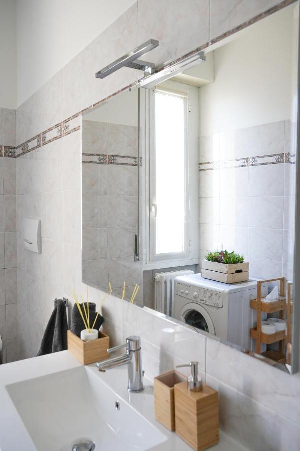10 Min From The Airport-wifi-free Parking Apartment Samarate
