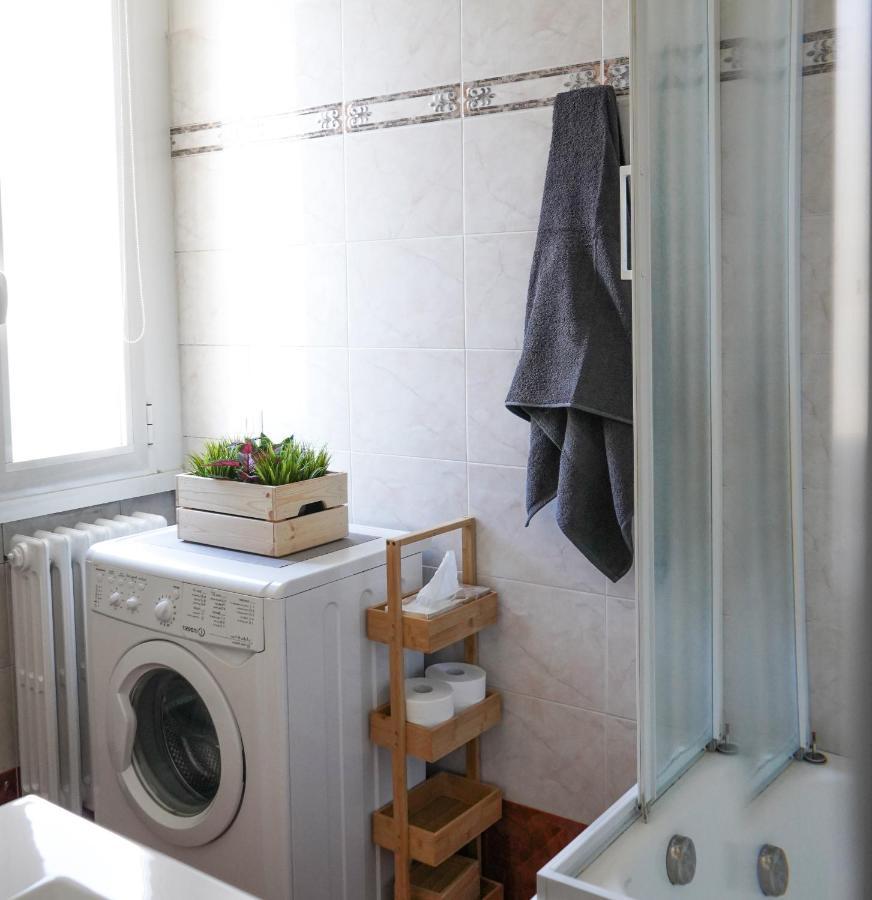 Apartment 10 Min From The Airport-wifi-free Parking *