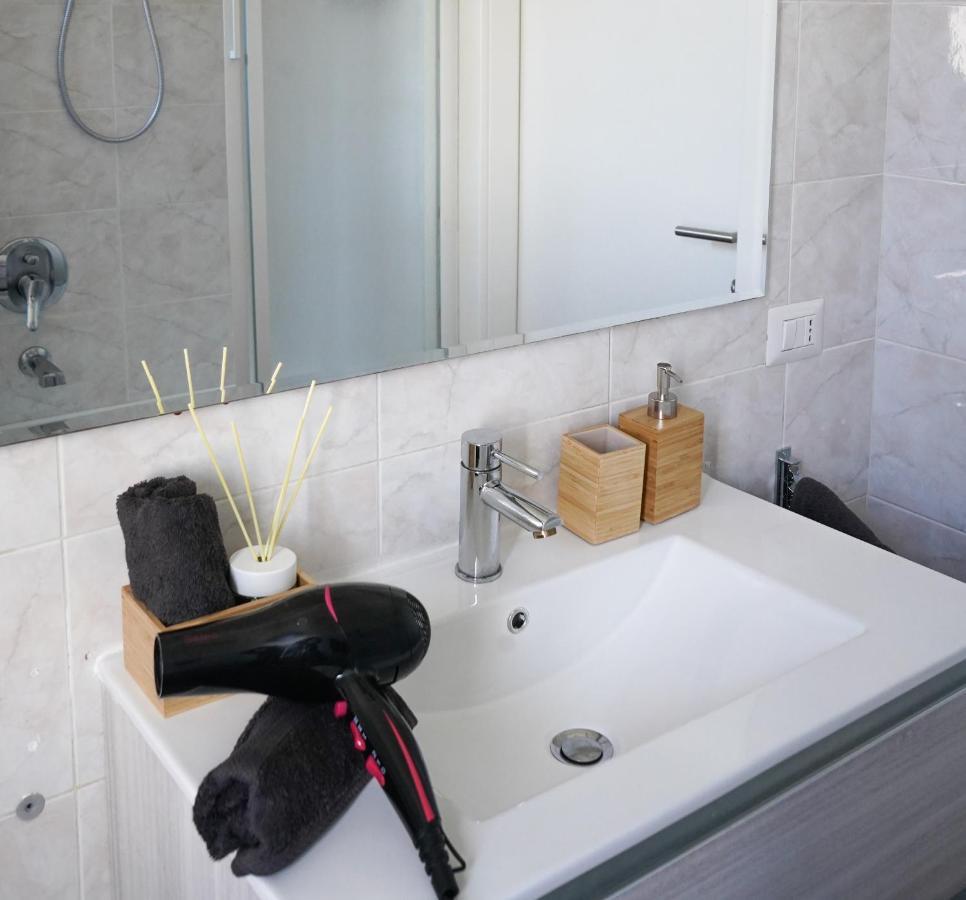 Apartment 10 Min From The Airport-wifi-free Parking