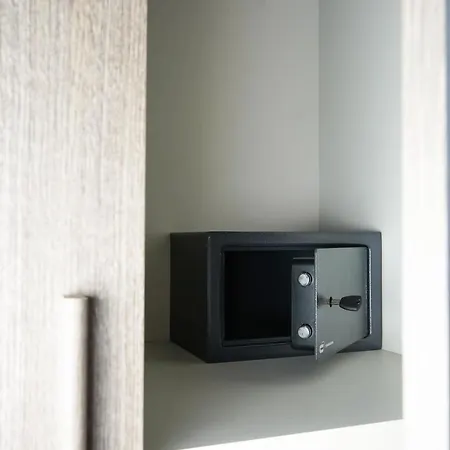 10 Min From The Airport-Wifi-Free Parking Apartment Samarate Exterior photo