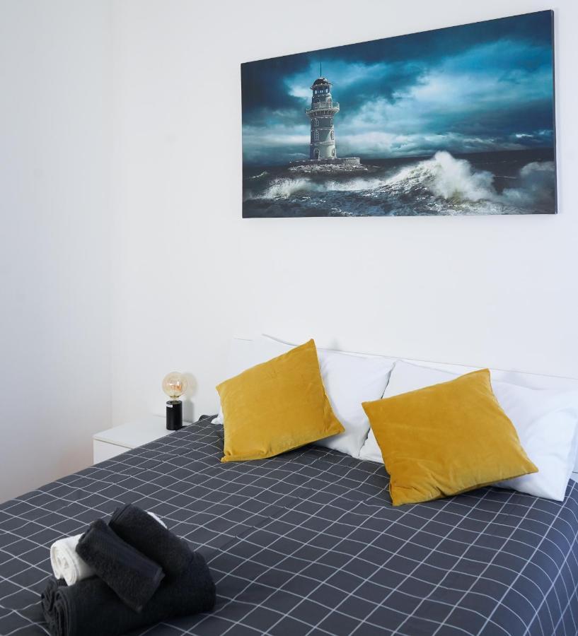10 Min From The Airport-wifi-free Parking Apartment *