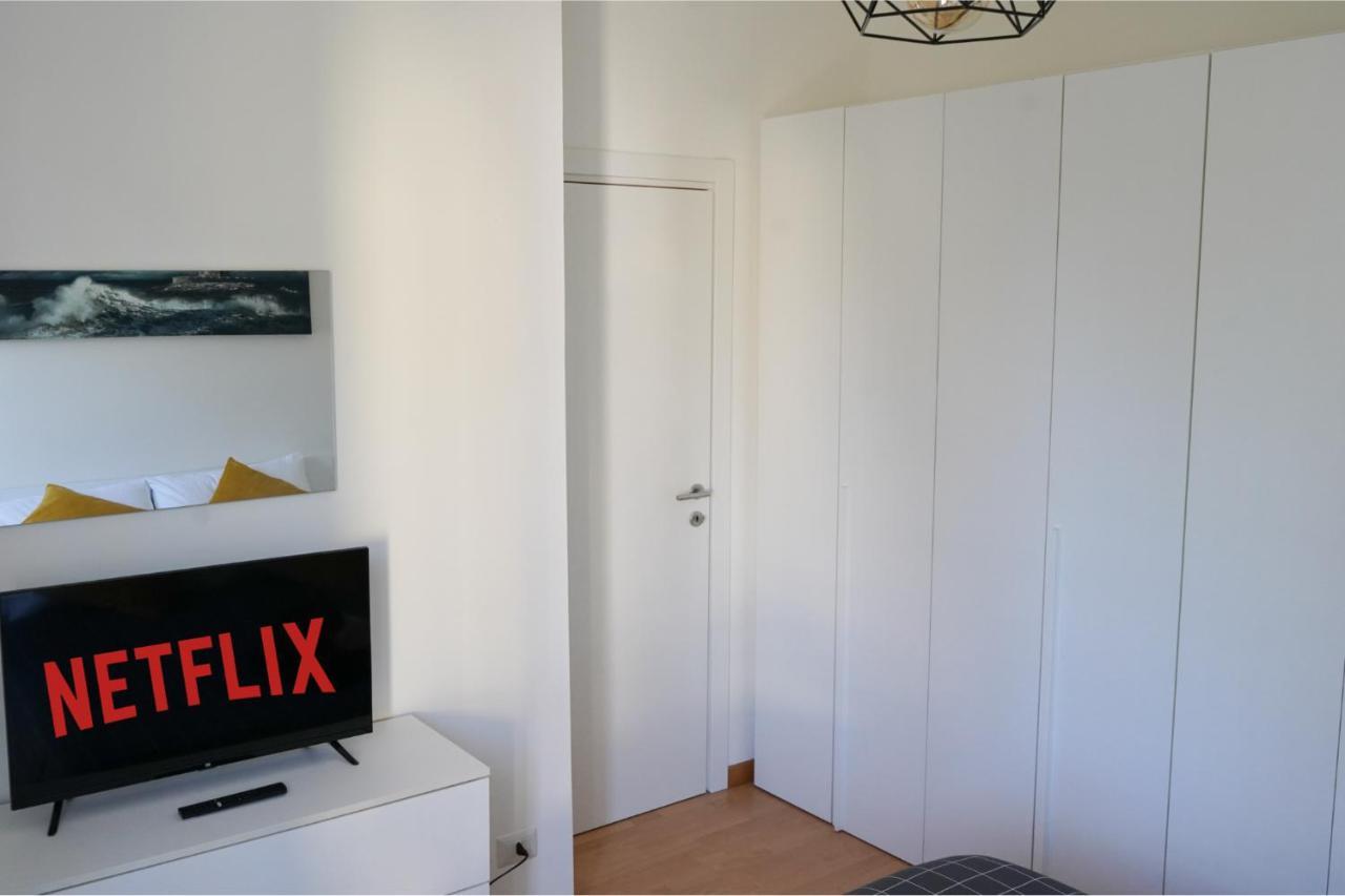 10 Min From The Airport-wifi-free Parking Apartment *